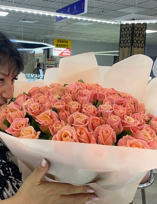 Доставка квітів Київ • Букет 101 роза • Доставка цветов • 101 роза •