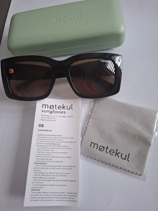 Okulary przeciwsłoneczne.