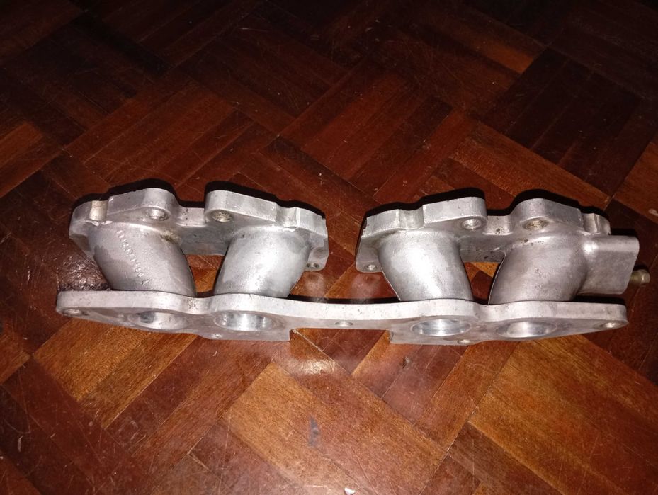 Coletor de admissão Peugeot 205 Rallye