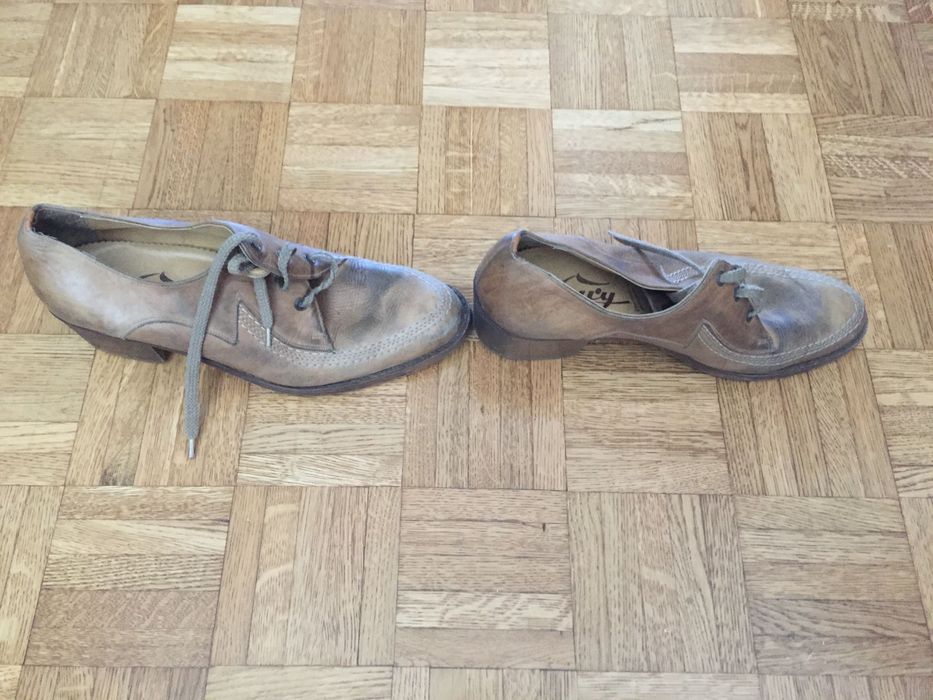 Buty skórzane męskie na obcasie rozmiar 42-43