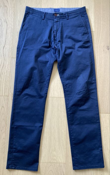 Spodnie proste granatowe Gant r. W32/L34 regular