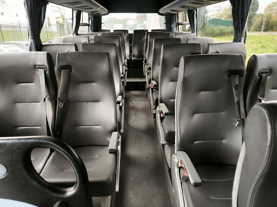 Autocarro Toyota Óptimo Mini Autocarro 4.1 D4D 28 Lugares