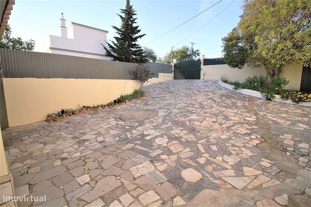 Moradia T7 para venda