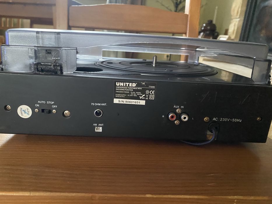 Gramofon retro United TT9260