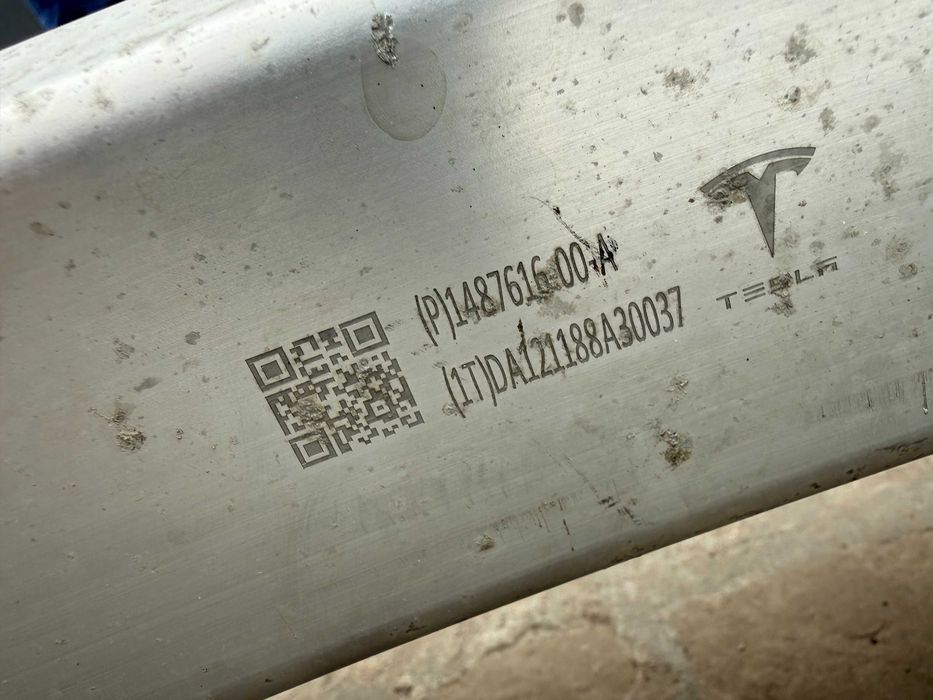 Задній підсилювач бампера Tesla Model 3/Y Juniper підсилювач Тесла