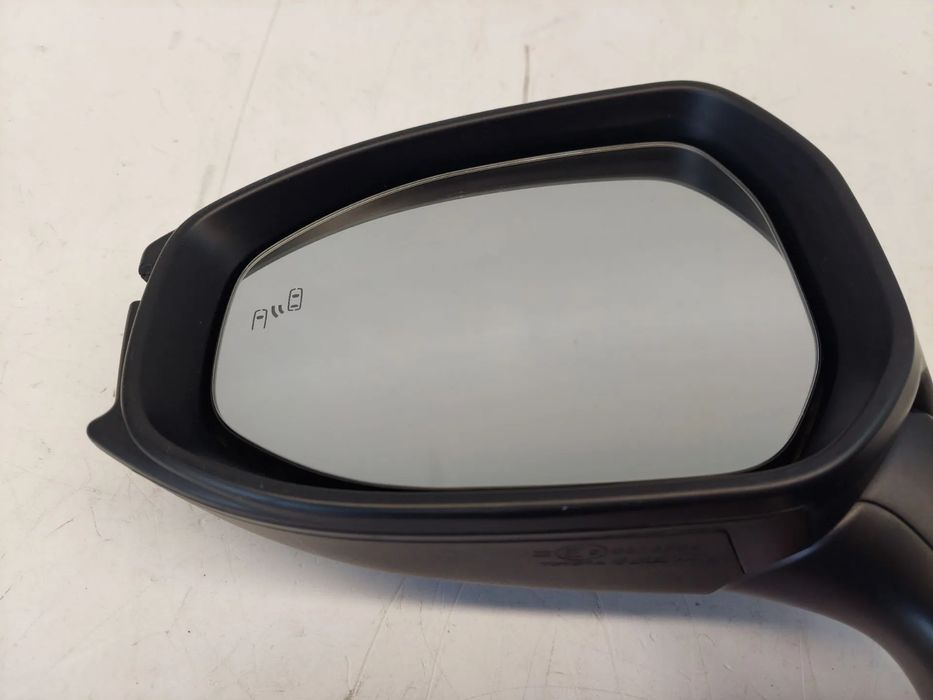 Retrovisor / espelho esquerdo TOYOTA C-HR (_X2_, _H2_)