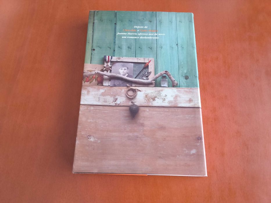 Cinco quartos de laranja # Joanne Harris