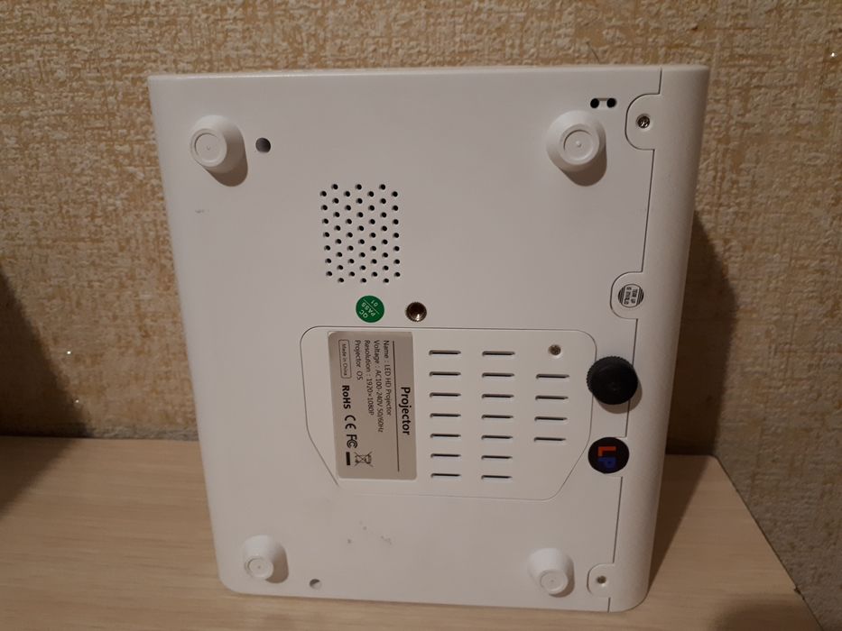 Проектор TouYinger H5 LED + Аеропульт мишка Vontar G10s нові