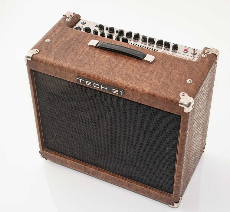 Tech 21 Bronzewood 60 - Amp de guitarra acústica - Made in USA