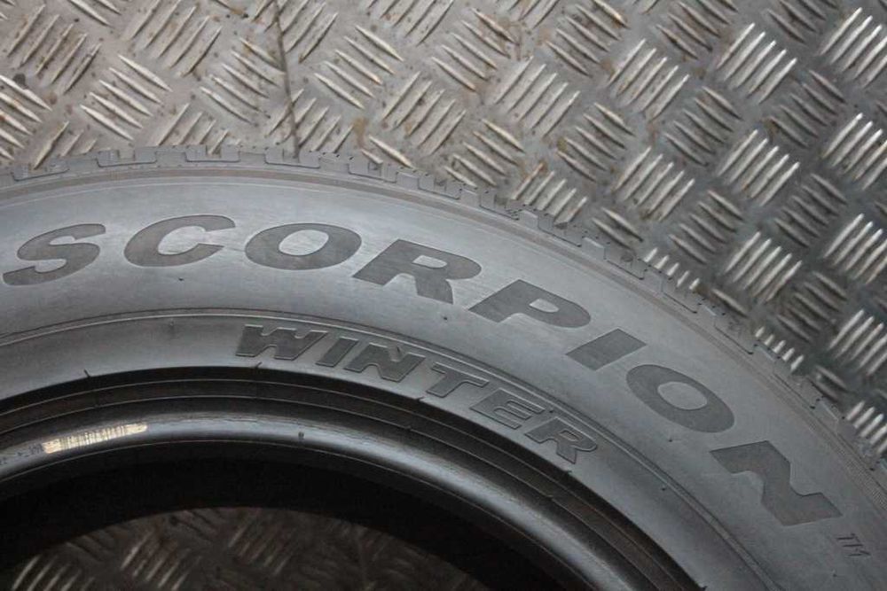215/65/17 Pirelli Scorpion Winter 215/65 R17 99H 2022r jak nowe