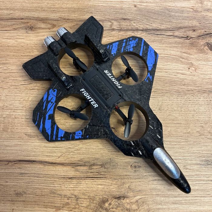 Іграшка-самоліт-квадрокоптер на радіоуправлінні