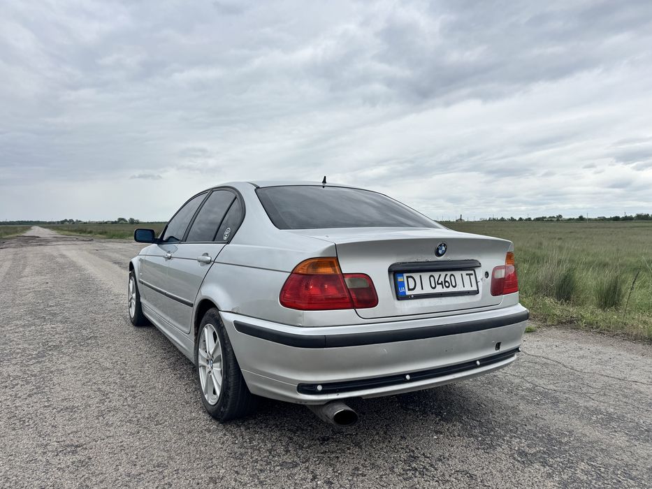 Продам БМВ 2л дизелек
