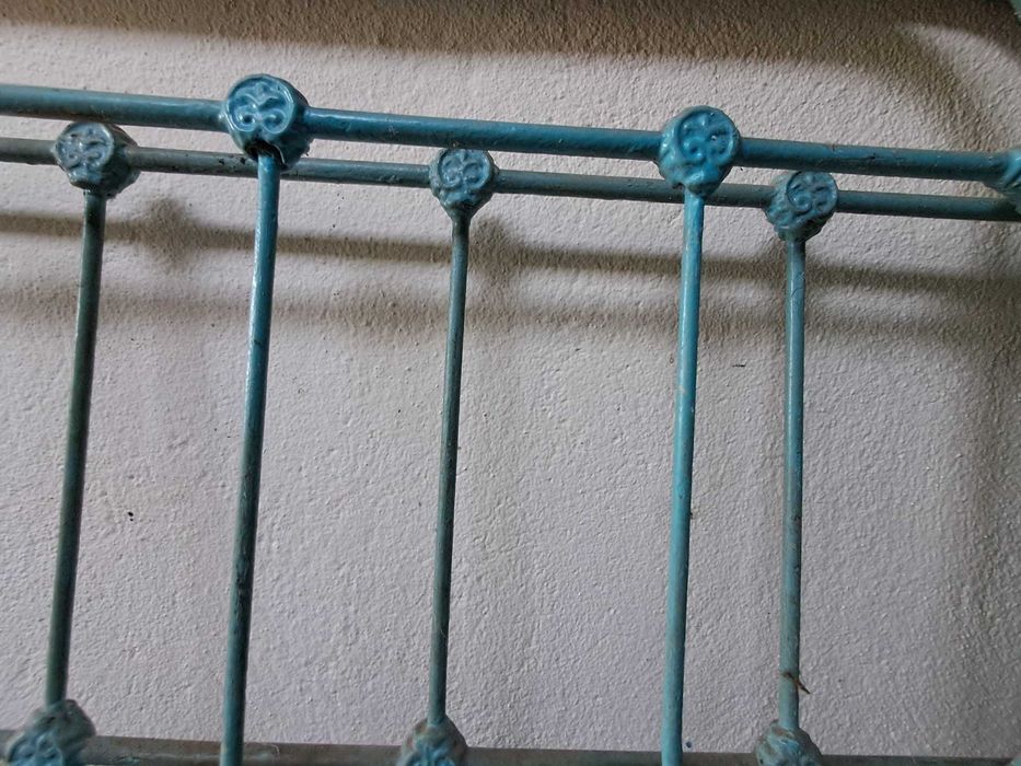 Cama ferro antigo cor azul 185cm*117cm