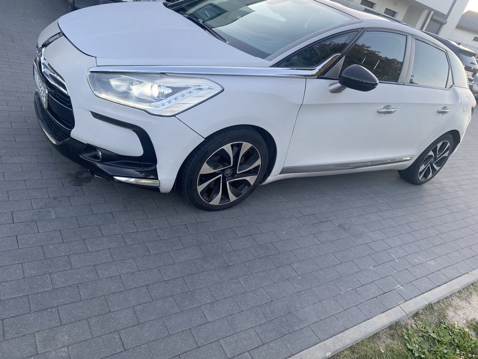 Citroën DS5