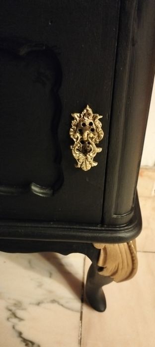 Mesa de cabeceira Barroco Luís xv (impecável) (ver desconto no texto)