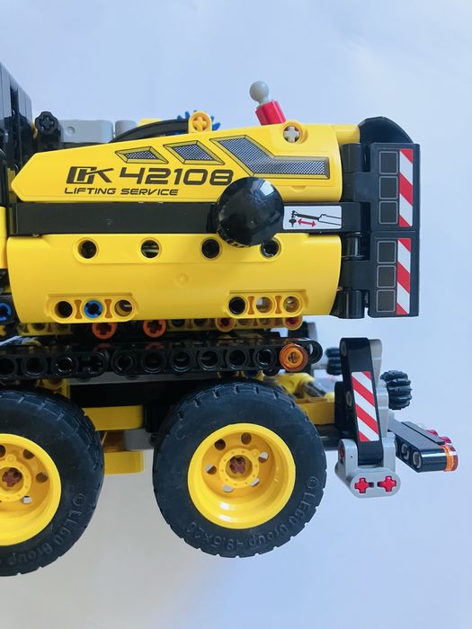 LEGO Technic 42108 Dźwig Mobilny Żuraw Samochód BOX Kompletny