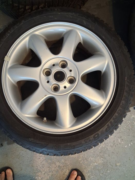 4 jantes com pneus para Mini ou BMW