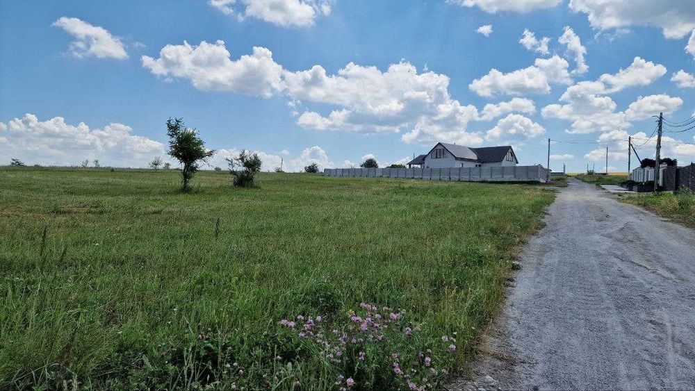 Продам участок в Братском от собственника.