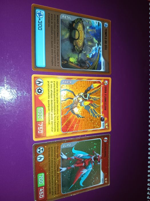 Cartas antigas Invizimals impecáveis