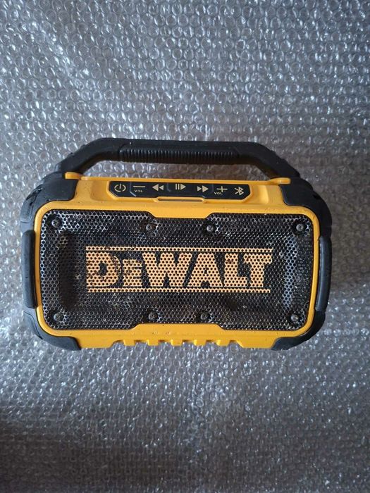Блютуз колонка Dewalt DCRO11
