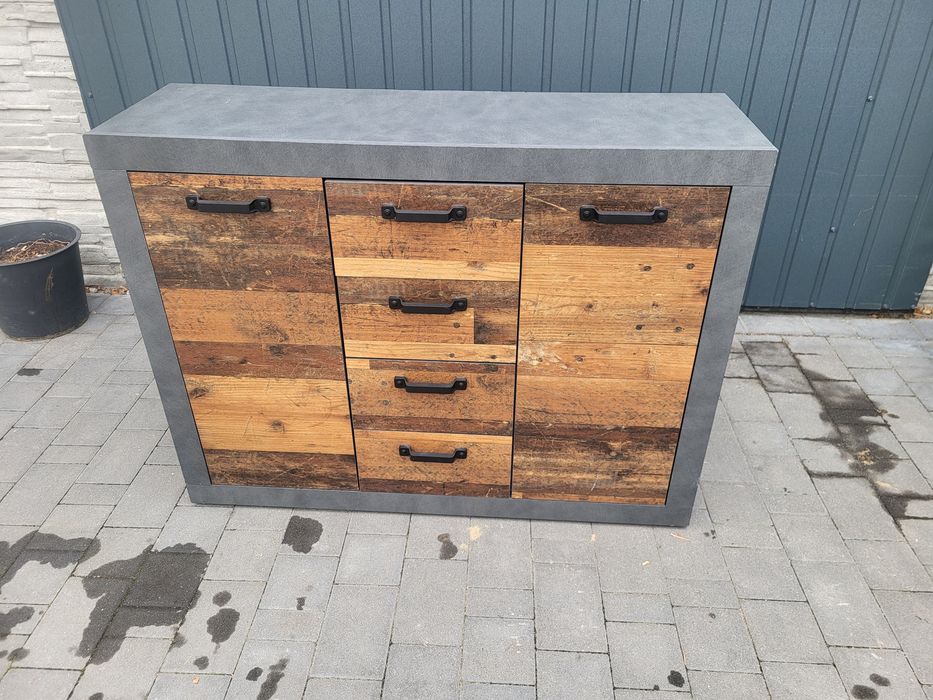 Komoda Loft w bardzo dobrym stanie