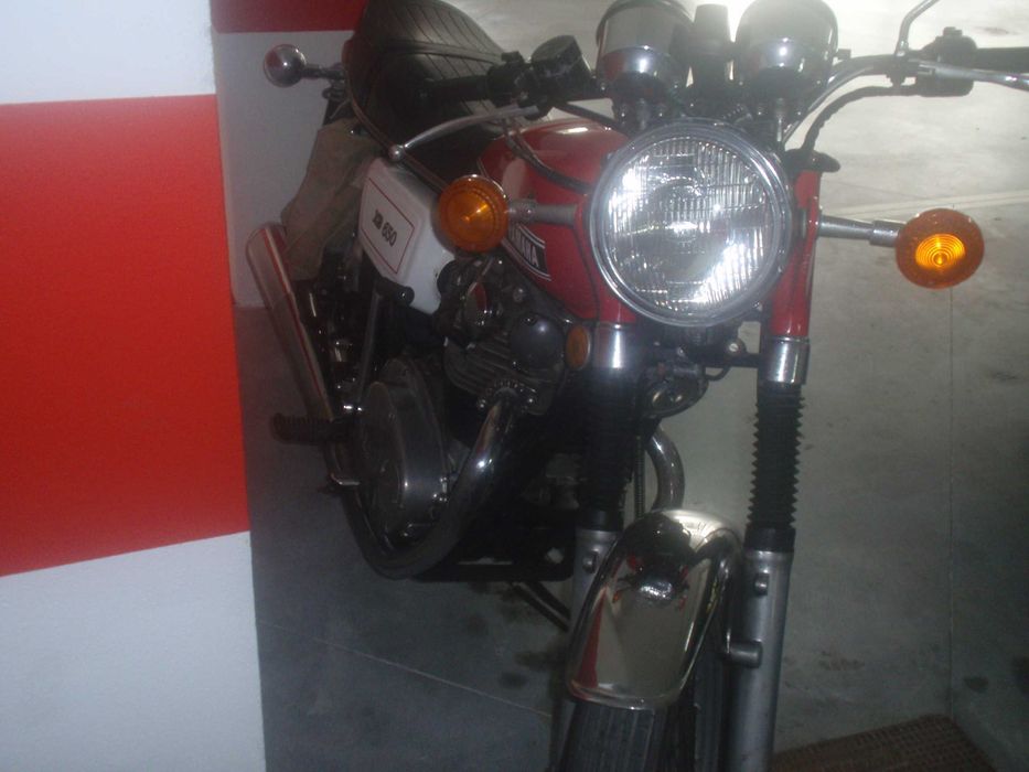 Moto Clássica muito fiável