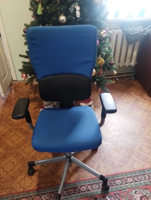 Комп.ютерне крісло