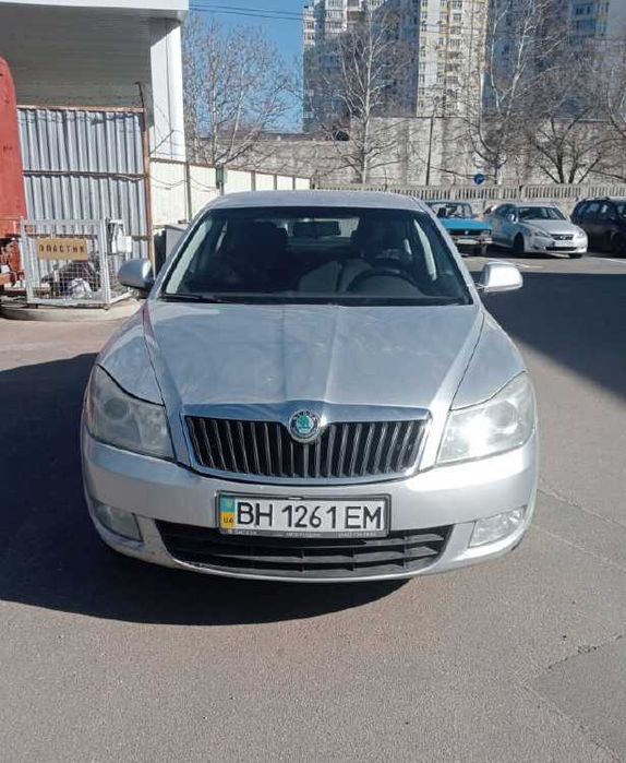 Легковий хетчбек Skoda Octavia , 2012 року