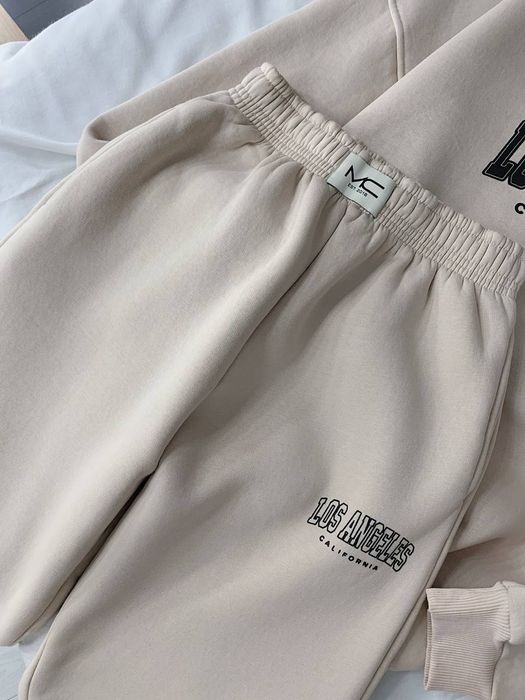 Бежевий теплий флісовий костюм жіночий mai collection