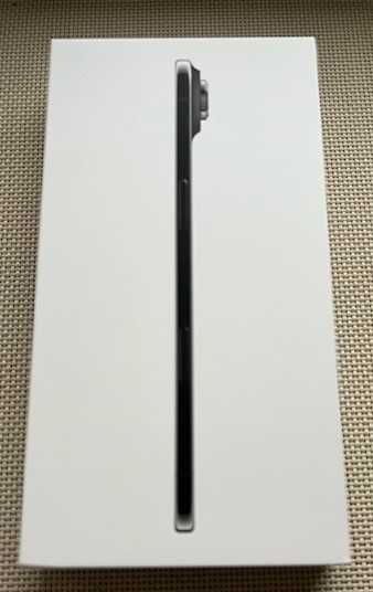 iPhone Air 256GB czarny, złoty