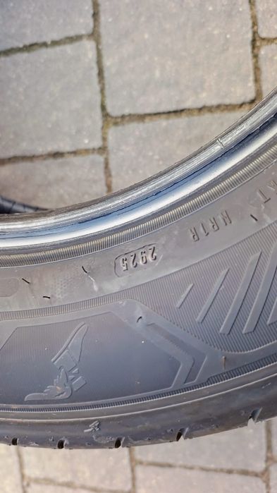 Opony Goodyear Efficient Grip