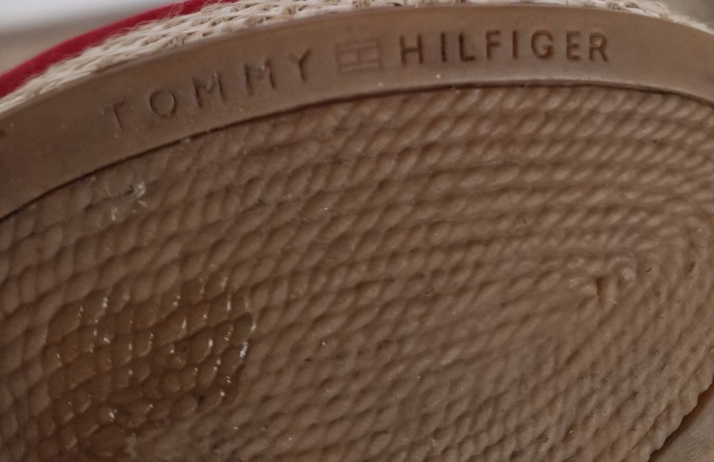 Sandaly na koturnie"Tommy Hilfiger ".