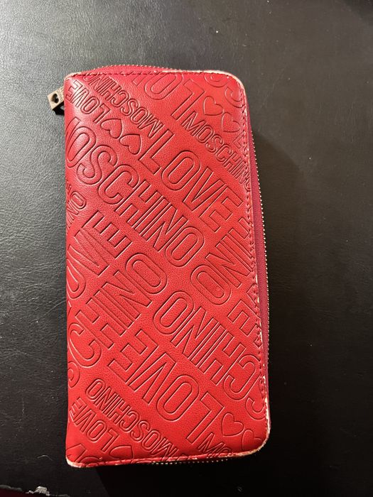 Carteira dw pele  LOVE MOSCHINO