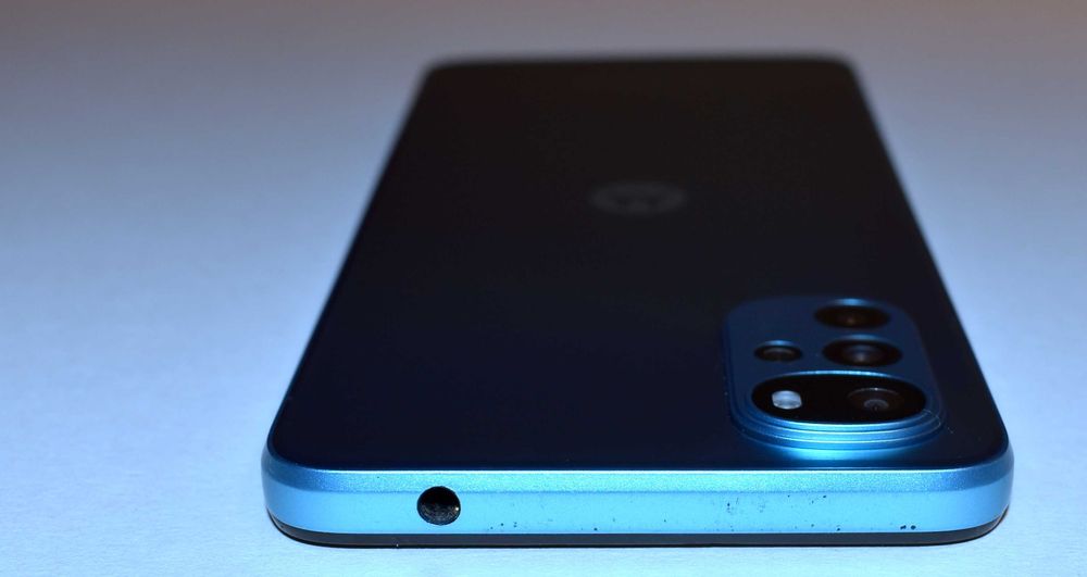 Smartfon Motorola Moto G22 4/64GB + 3x szkło hartowane. JAK NOWY.