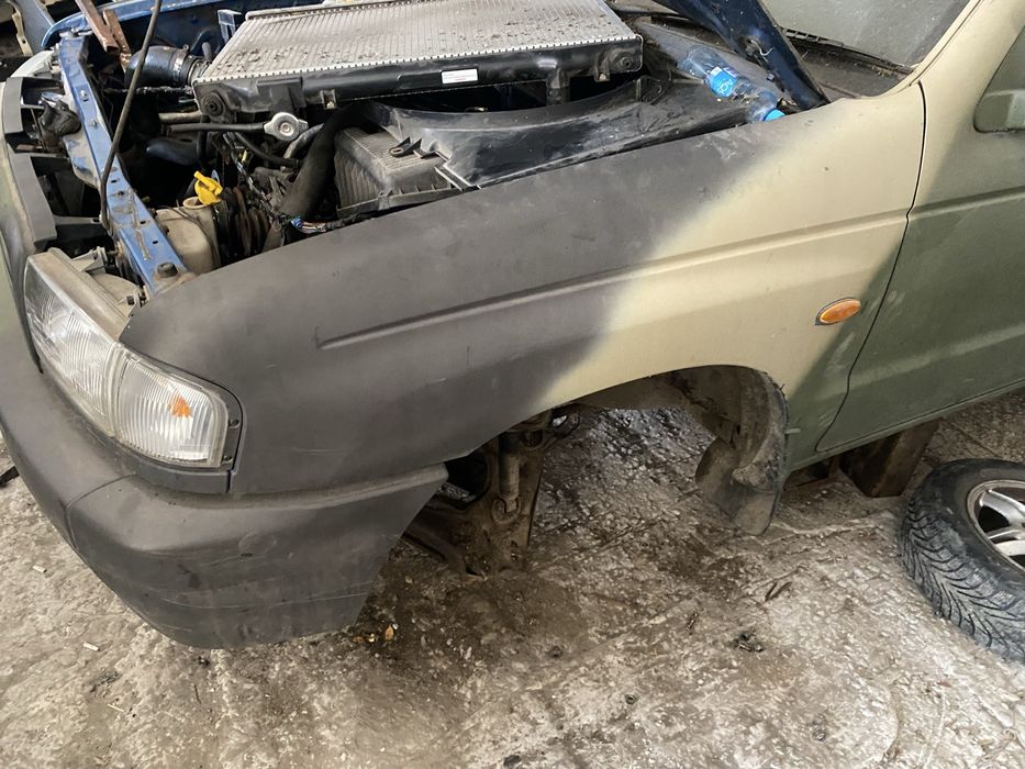 Розбір Mazda bt50 b2500 4x4 Мазда Пікап 2.5 tdci Разборка Мазда Пикап