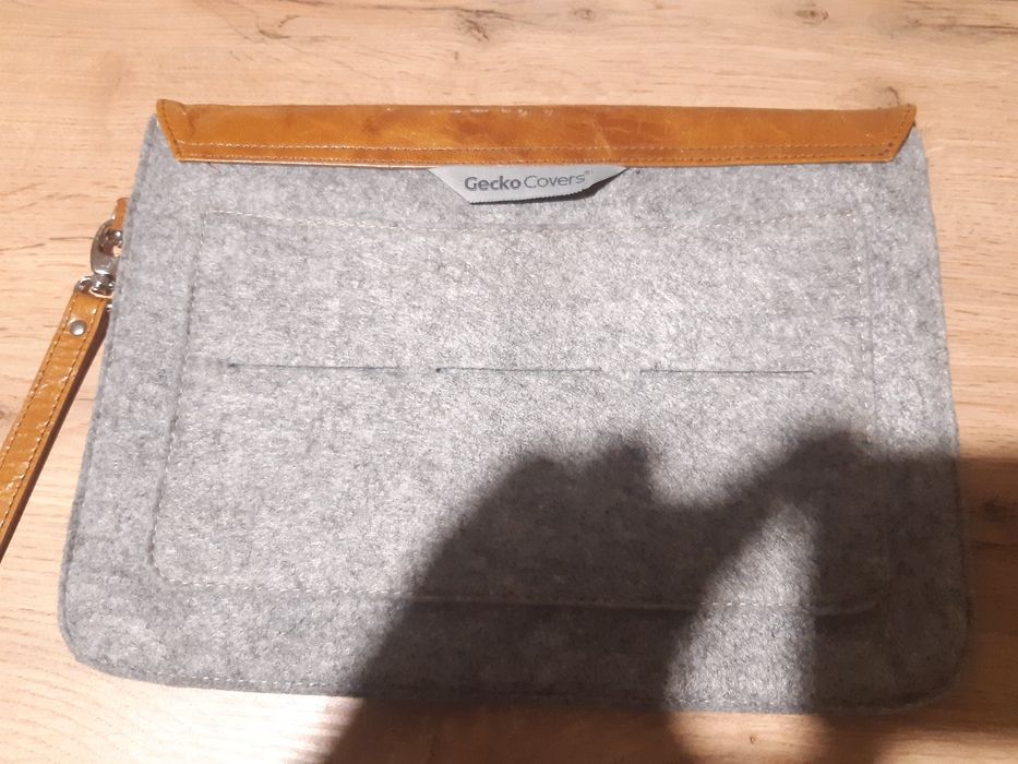 Torebka sakiewka bądź etui na tablet
