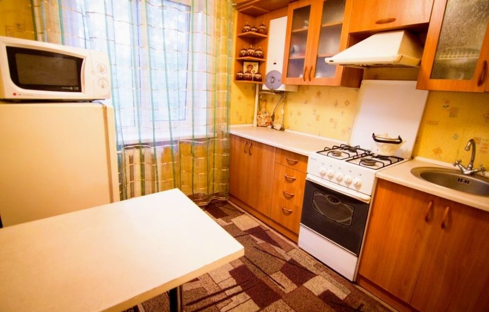 Посуточно Науки проспект Гагарина возле NEO PLAZA Юракадемия 850 доба