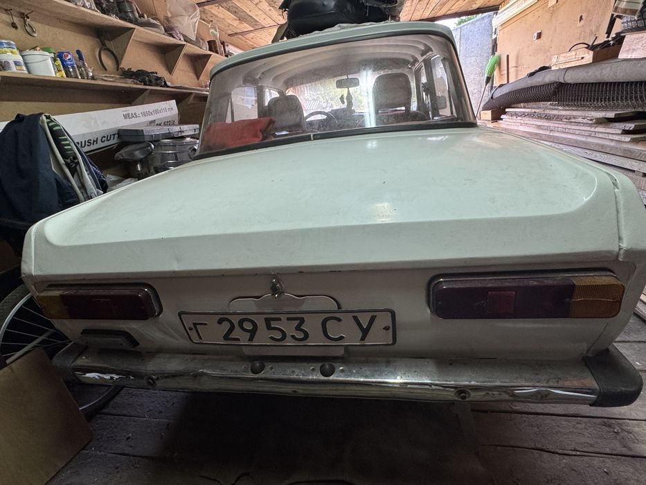 Продам  Москвич 2140  . 1986 г.в. 10000 гр.