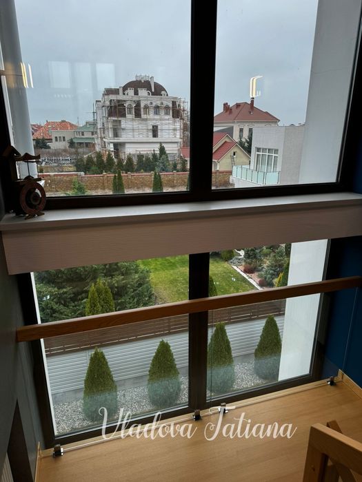 0% комиссии! Продажа шикарного ДОМА в Совиньоне, бассейн, цоколь