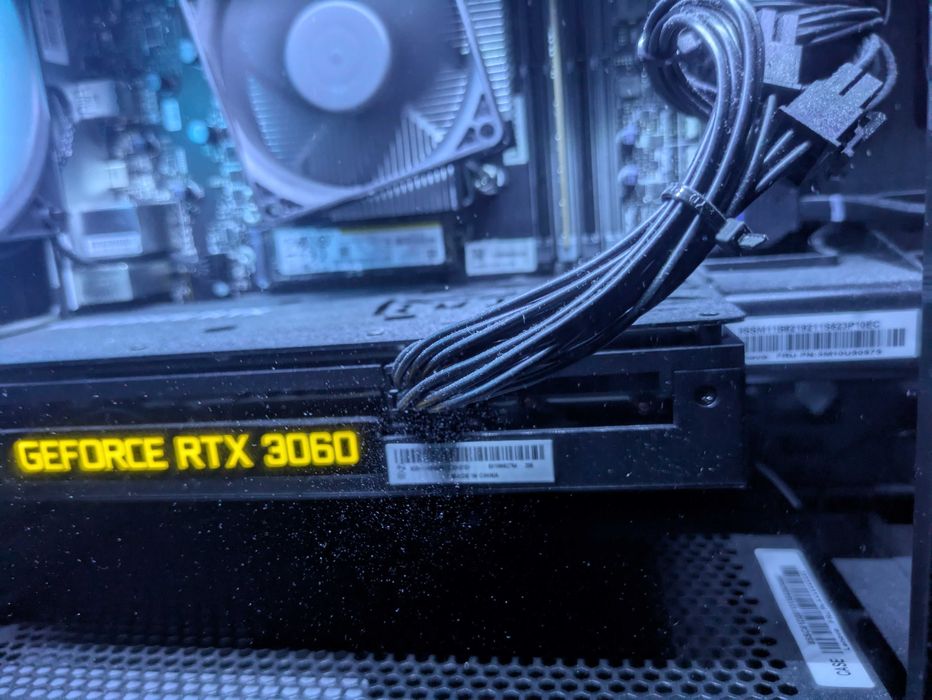 Gaming/Trabalho - Desktop Lenovo Legion T5
