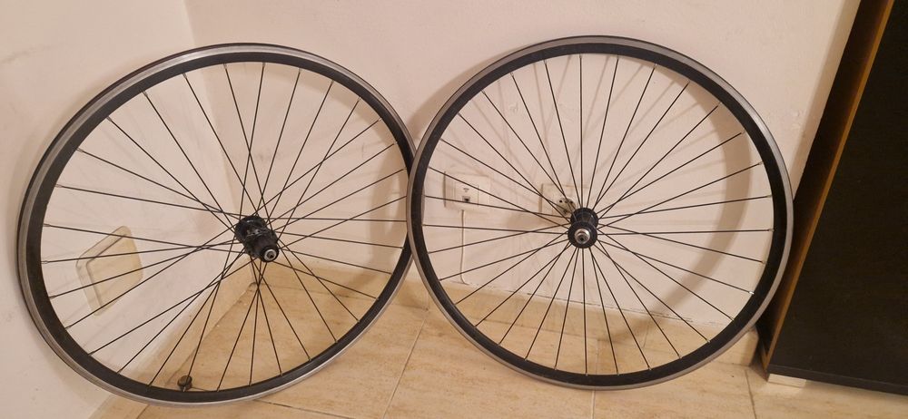 Rodas estrada 28 Shimano 105