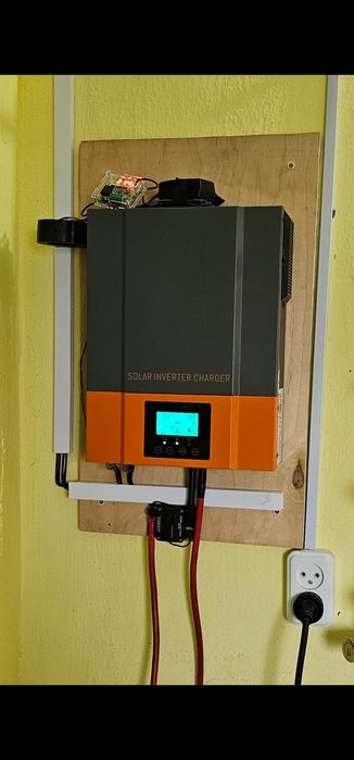 Інвертор 3.2 Кв та акб LiFePo4 100Ah