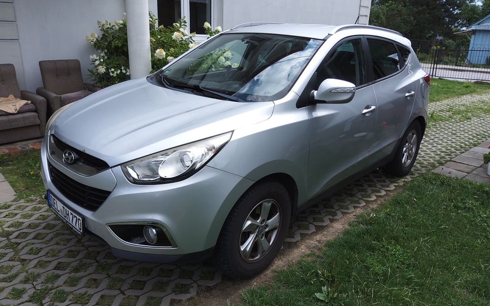 Sprzedam Hyundai ix35  w dobrym stanie.