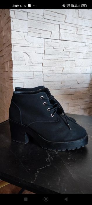 Botki sznurowane