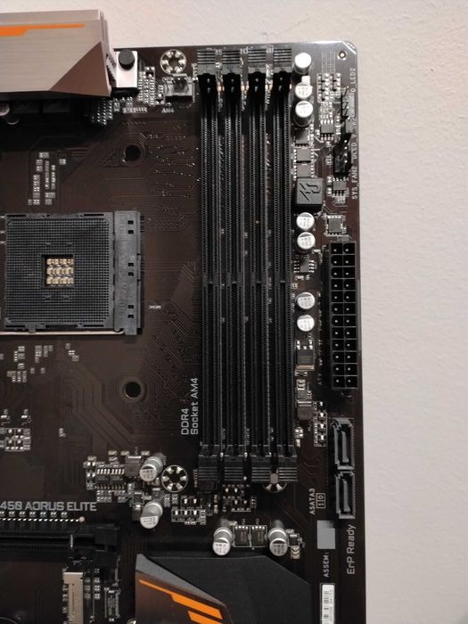 Płyta główna Gigabyte B450 AORUS ELITE AM4 Uszkodzona Do Naprawy