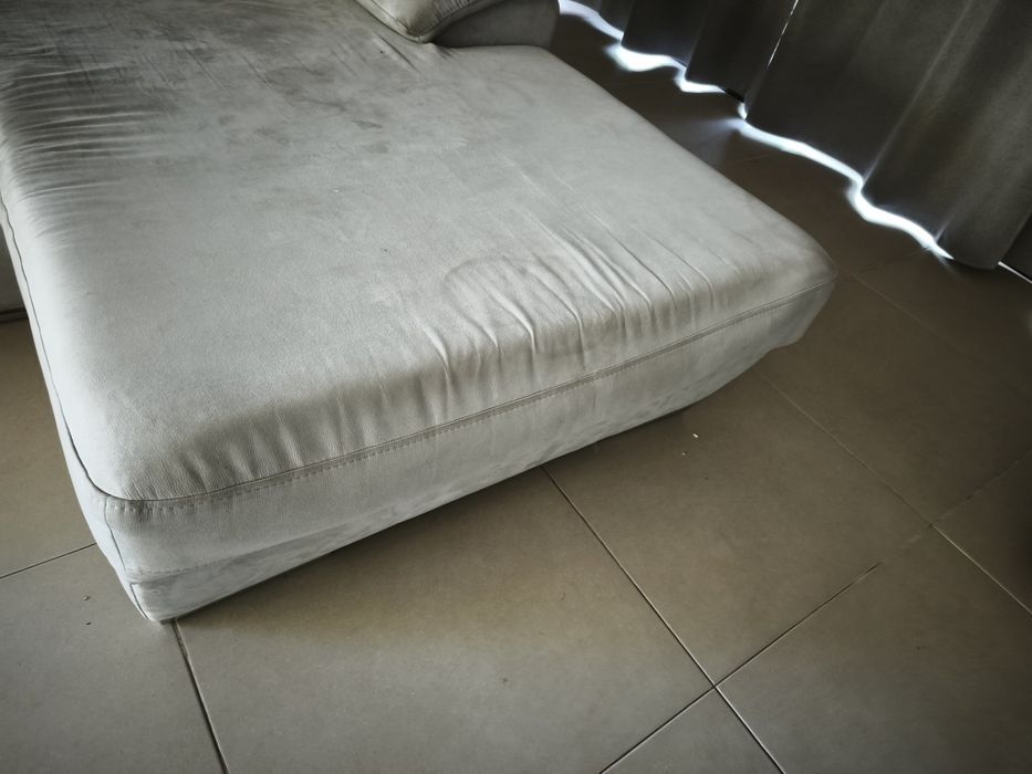 Sofá com chaise  5 lugares