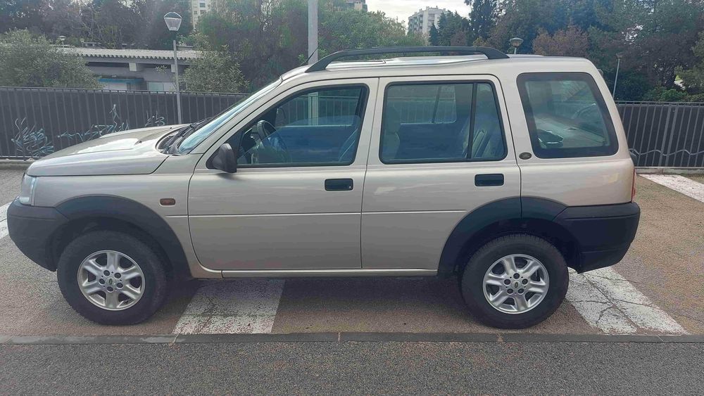 land rover Freelander 2.0 TD4