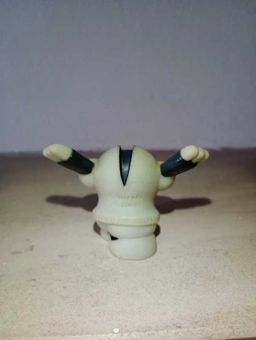 Pokémon finger puppet / brinquedo / figura pokémon Registeel da bandai