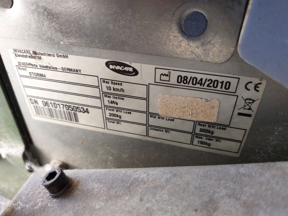 2 Cadeira de Rodas eléctrica Invacare Storm 4