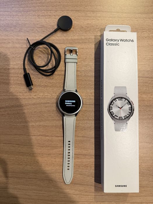 Smartwatch SAMSUNG Galaxy Watch 6 Classic SM- R965F 47mm LTE Srebrny